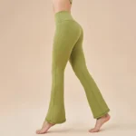 Nylon & Spandix Back Waist Pocket Leggings