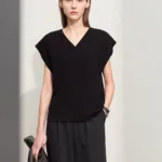 Women's Loose V-Neck Knit Top